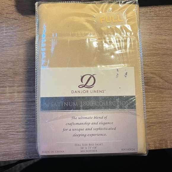 Danjor Linens -Full, Camel colored bed skirt - Picture 2 of 7